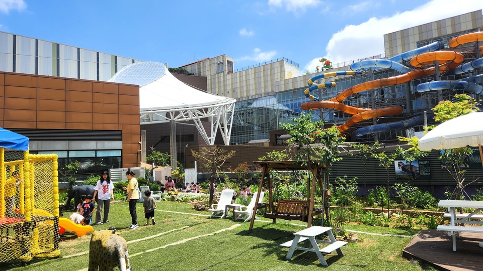 원마운트 3층 옥상에 자리한 '도심 오아시스'.