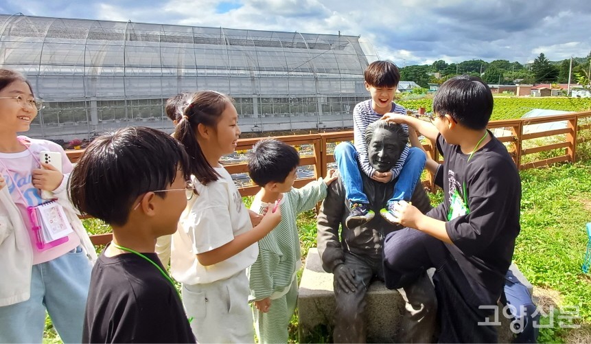 국민배우 최불암 할아버지와도 사진 한 장.
