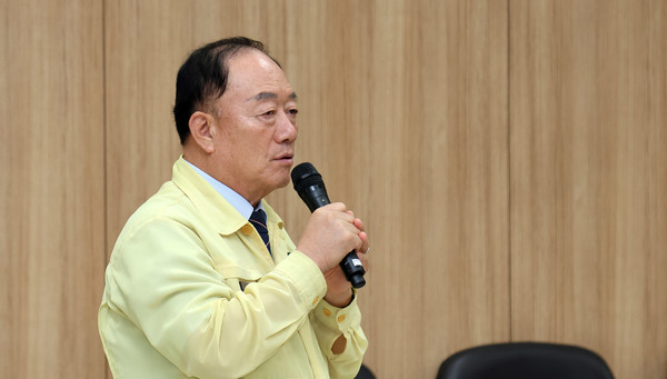 장순복 지도농협 조합장이 인사말을 하고 있다.