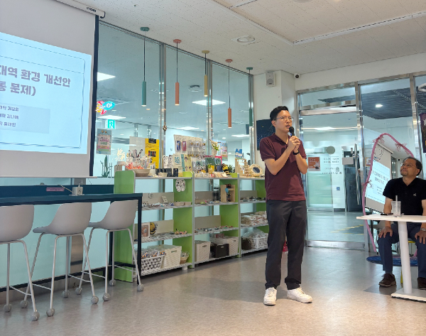 백승으 항공대 졸업새의 발표 모습