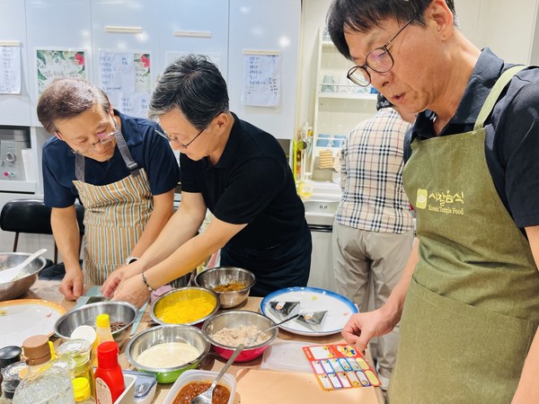 3년 요리를 했지만 매번 진지하게 요리를 대하는 회원들