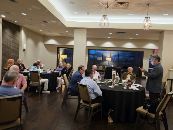  미국 RSDSA 이사회에서 최종범 교수가 기조연설을 하고 있다. [사진제공 = 한국CRPS환우회]