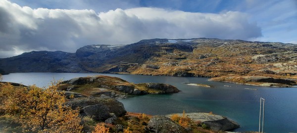 노르웨이 오슬로 인근 호숫가 가을풍경. [이철규 북유럽특파원]