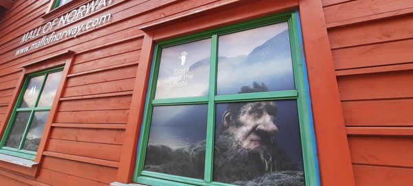 플롬마을에 소개한 생각하는 트롤, 트롤에게 먹이를 주지말라(Don't feed the trolls)는 자연보호 문구가 와 닿는다. [이철규 북유럽특파원]