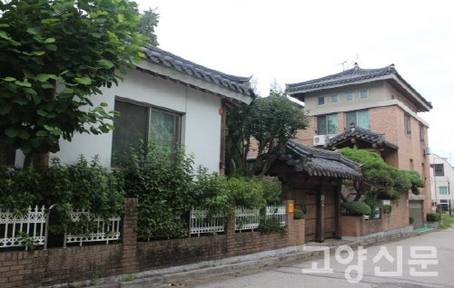 고양시 일산동구 정발산동 '김대중 대통령 사저 기념관'. 이동환 시장 취임 이후 운영이 전면 중단됐다. 