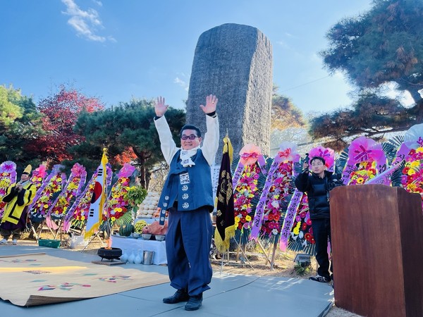 광개토호태왕을 기리는 제21회 추모제가 지난 18일 오후 2시, 서삼릉 너른마당에서 성대히 열렸다.