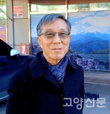 기자를 만나 아버지 장흥 장군의 이야기를 들려준 장남 장석위씨. (한국광복군유족회 미서부지부장)