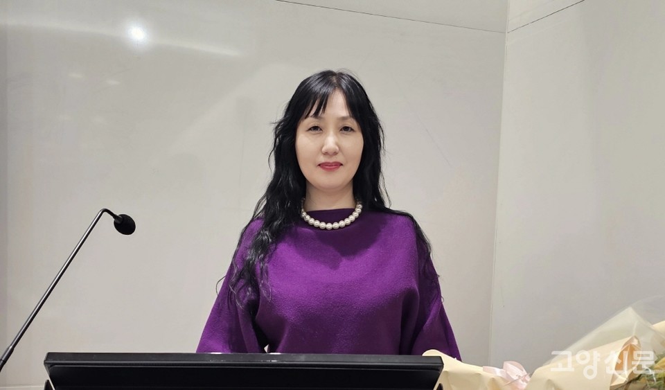 윤송아 아트컴퍼니엠오엠 대표.