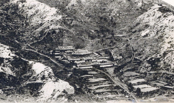 1900년 무렵으로 추정되는 북한산성 행궁 사진. [사진제공=고양시]