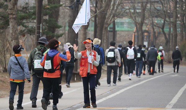 이날 40km 걷기코스는 오전 8시30분에 출발했다.