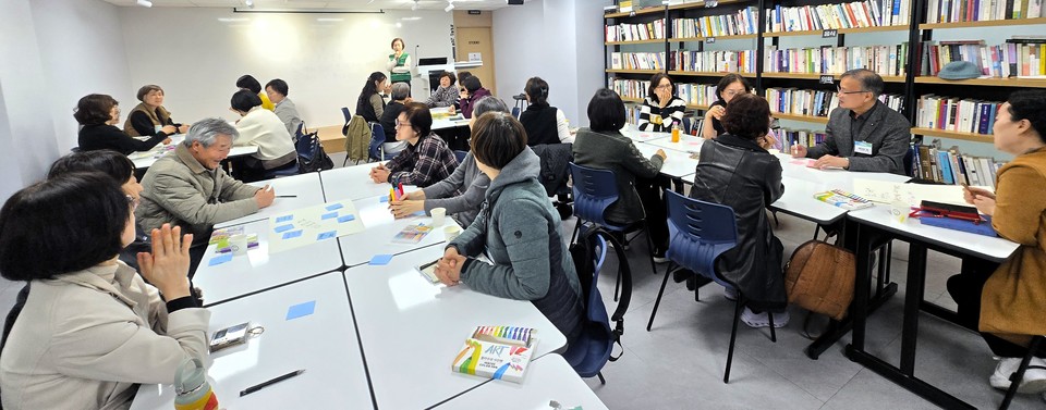 이들은 12주 동안 팀별 단톡방을 통해 식단 인증과 실천 지표를 점검하며 서로의 건강 자립을 돕는 든든한 동반자가 되기로 약속했다.