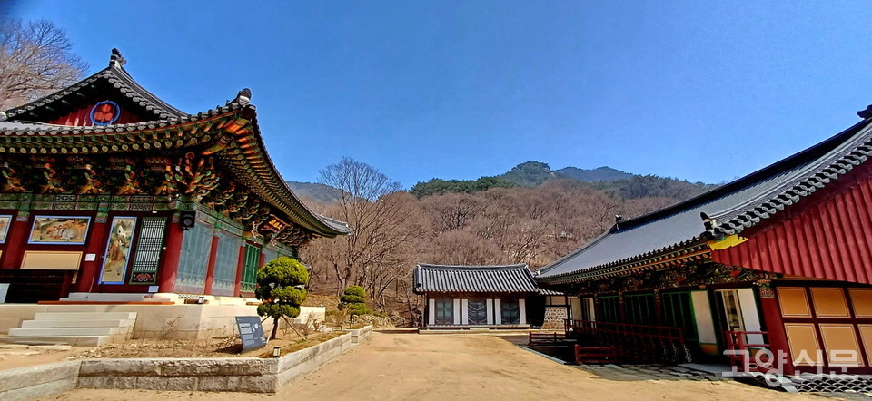 옛 모습을 되찾아가고 있는 중흥사.  북한산성 축성의 한 축을 담당했던 승군의 중심사찰이다. 
