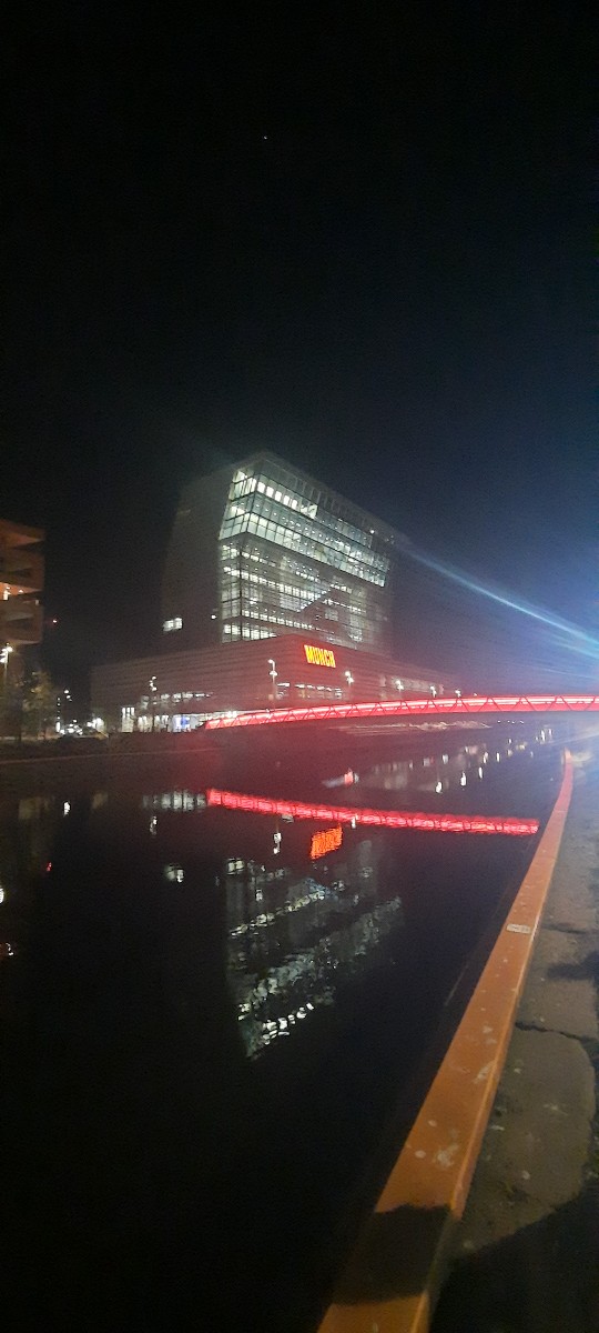 오슬로 뭉크박물관 4월 말 야경. 이철규 북유럽특파원