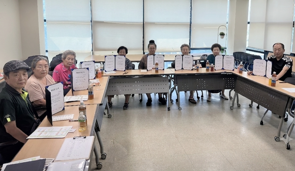 흰돌종합사회복지관이 ‘새록Ⅱ’ 오리엔테이션을 열고 본격적인 운영에 들어갔다.
