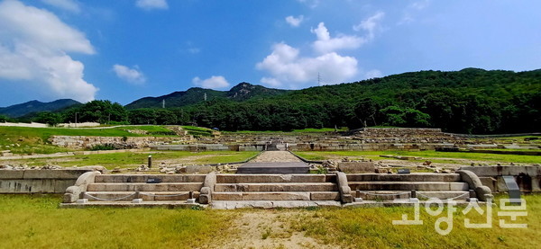 양주시 천보산 아랫자락에 자리하고 있는 회암사지. 
