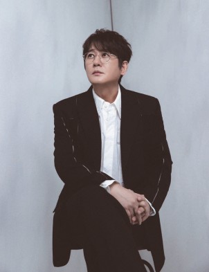 폐막공연 주인공인 발라드의 황제 신승훈. 고양문화재단 제공