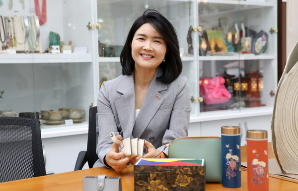 전진숙 이사장은 "우리 공예의 아름다움과 가치를 새롭게 발견하는 시간이 될 것"이라고 말했다.