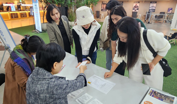 고양여성영화제에 참석한 시민들.