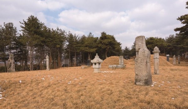덕양구 원흥동에 자리한 심희수 묘. 고양문화원 제공
